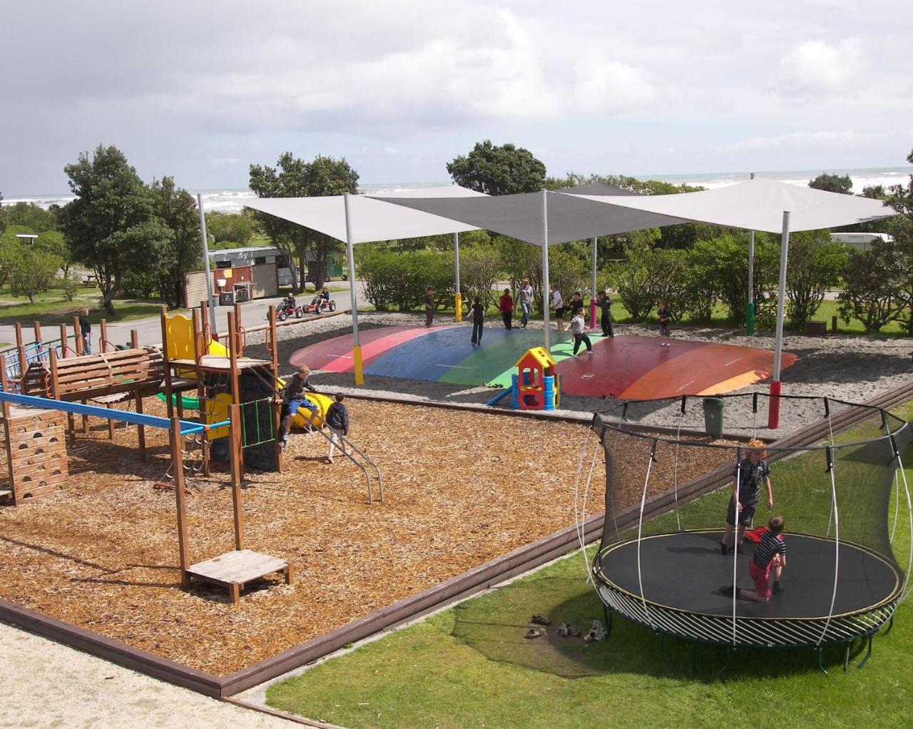 Greymouth Seaside Top 10 Holiday Park Exterior photo